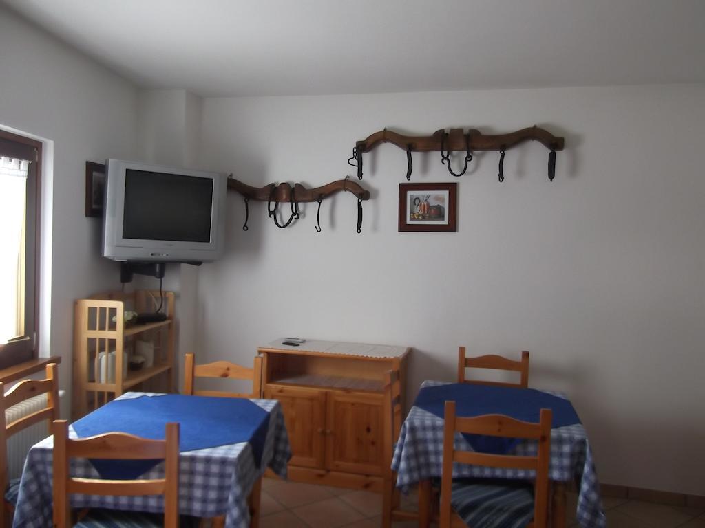 Sentiero Valinis Bed & Breakfast Fanna Екстериор снимка